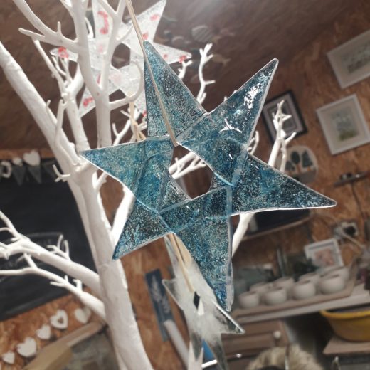 3 x Fused Glass Stars - Image 4